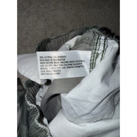 Cat & Jack Boys Size 7 Camo Cargo Pants Elastic Waist Drawstring - Picture 4 of 5